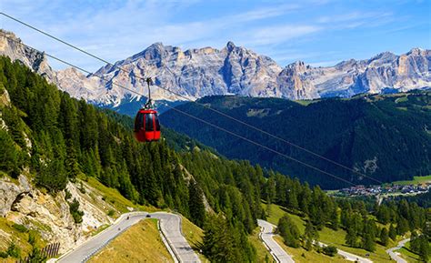 L'alta badia conquista per la sua aria libera e per la favolosa cornice delle dolomiti, la cui poderosa silhouette si staglia nella limpidità del cielo. Appartamenti Colfosco - Appartamenti Ciasa Janing in Alta ...