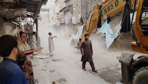 پشاور کینٹ مجسٹریٹ کی غیر قانونی تجاوزات کیخلاف کارروائی ایکسپریس اردو