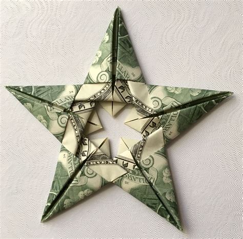 How To Make A Origami Christmas Star With Money How To Make A Origami