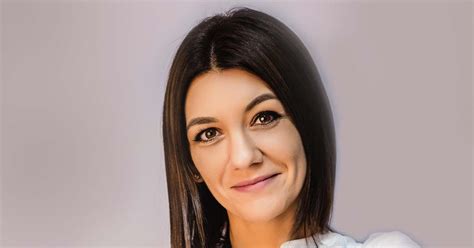 Citeste stiri de ultima ora din romania, afla stirile de azi, fii la curent cu stirile sociale, politice si evenimentele importante. STIL DE VIAŢĂ. Adela Ciolocoi, nutriţionist, dietetician ...