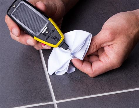 Einfache, schnelle und saubere anwendung. Fliesen-Reparatur-Set | hecht international