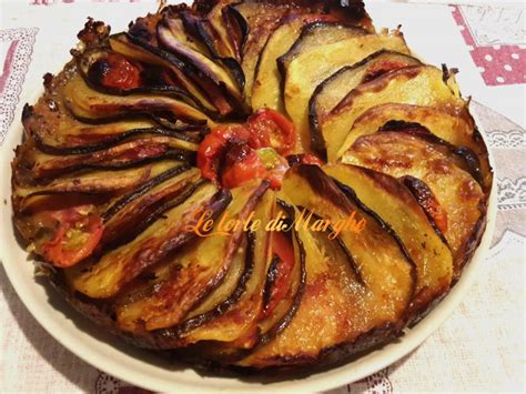 Le melanzane e le patate si possono cucinare insieme in tante ricette, per due persone, tra cui una che prevede i seguenti ingredienti ora lavate anche la melanzana (4) sotto l'acqua corrente e poi asciugatela. Ricetta Melanzane patate prosciutto e formaggio ...