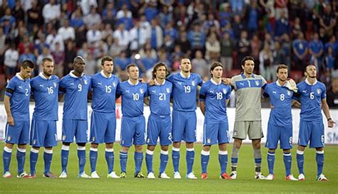Italien bezwingt österreich im zweiten achtelfinal 2:1 nach verlängerung. EM 2012, Gruppe C