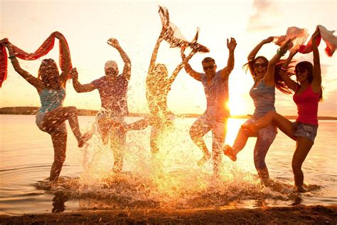 Beach Party Wallpapers Top Free Beach Party Backgrounds Wallpaperaccess