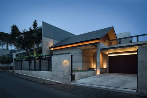 desain rumah minimalis modern melebar  samping sekitar rumah
