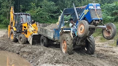 Dirt Loaded Swaraj 735 Xm Tractor Stuck Escorts Backhoe Loader