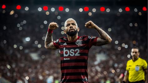 In the game fifa 21 his overall rating is 73. 'PES 2021' terá icônica comemoração do Gabigol