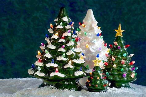 The History Of The Vintage Ceramic Christmas Tree 54 Off