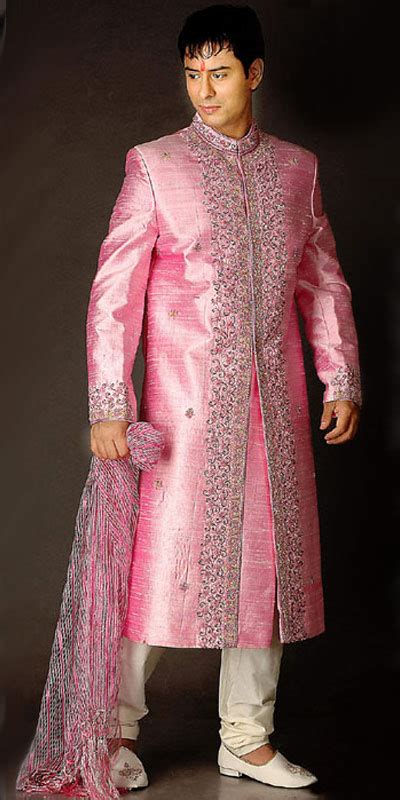Seasonal variations and geographical locations. Dress Designing: Indian Clothing