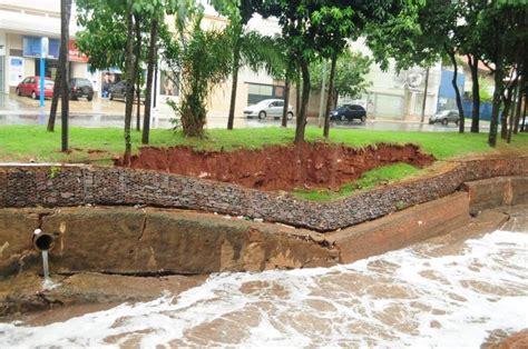 Chuva Derruba Parte De Muro De Contenção No Córrego Prosa Capital Campo Grande News