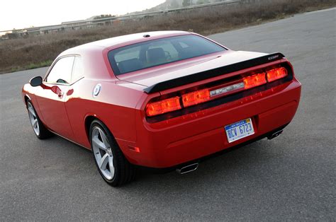 2009 Dodge Challenger Srt8 6 Speed Wallpapers Hd Wallpapers 75356