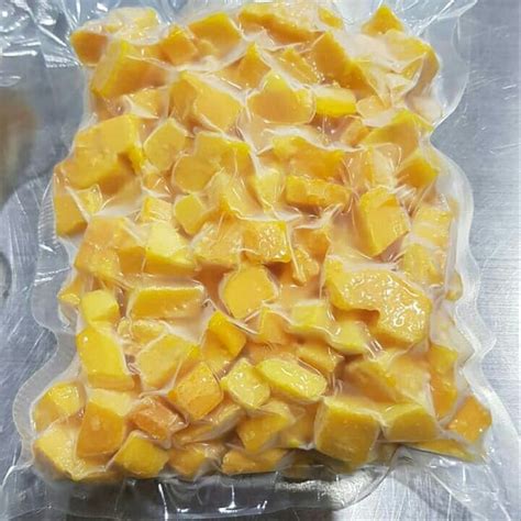Langkah pertama dalam membuka usaha peternakan ayam potong yang bersifat mandiri adalah membuat kandang ayam yang luas. Jual Ready Stock - Buah Mangga Potong Kotak Beku Fresh ...
