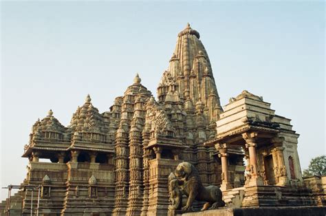 The Kandariya Mahadeva Temple Khajuraho Where Romanticism