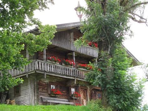 Deutsche schauspieler amerikanische schauspieler schauspieler gestorben promi porträts bekannte schauspieler filmgeschichte alte filme frau gesicht gestern und heute. Das Wohnhaus | Der Bergdoktor - Offizieller Fanclub zur ...