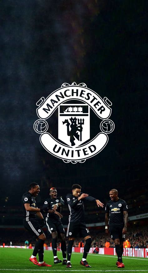 We hope you enjoy our growing collection of hd images to use as a background or home please contact us if you want to publish a manchester united players wallpaper on our site. ปักพินโดย Tapan Desai ใน Man UTD | ลูกฟุตบอล, แมนเชสเตอร์ ...