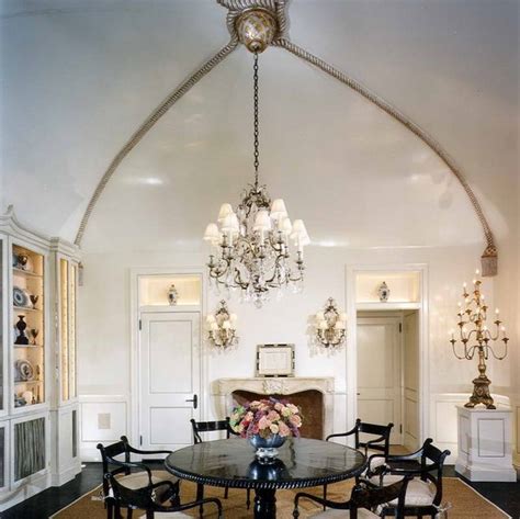 While most ceiling lighting works well for a flat ceiling, the majority of lighting can be used with a vaulted ceiling provided that you pair them with the right adaptors. Vaulted ceiling lighting ideas - creative lighting solutions