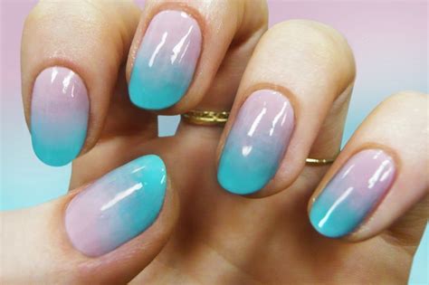 Blue Ombre Round Acrylic Nails Pictures Photos And Images For