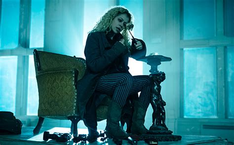 Sarah comes home to find more information on project leda in 'orphan black' season 2, episode 4: ORPHAN BLACK Recap: "Sestra Love" (BBC America) | King of ...