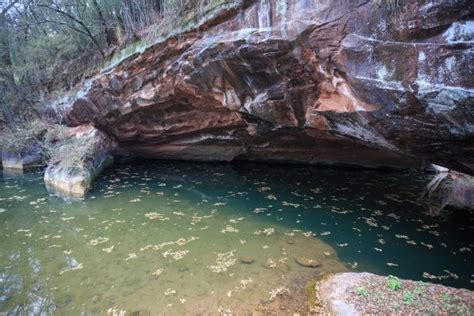 The Mystery Of High Tech Tool Marks In Chinas Ancient Longyou Caves