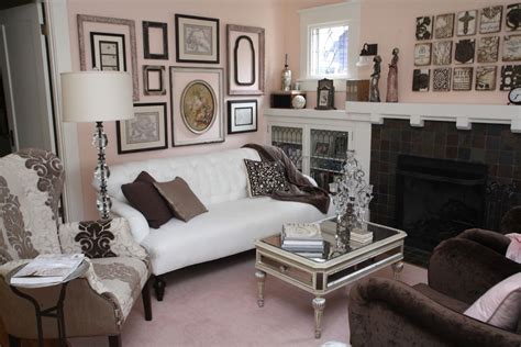 With the living room holding such your modern living room is a place to relax and regroup from the trials and responsibilities of the outside world. 20+ Pink Living Room Designs, Decorating Ideas | Design ...