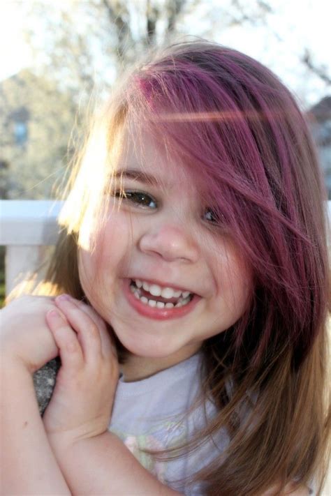 Fun Activity For Your Weekend Chalk Dye The Kids Hair