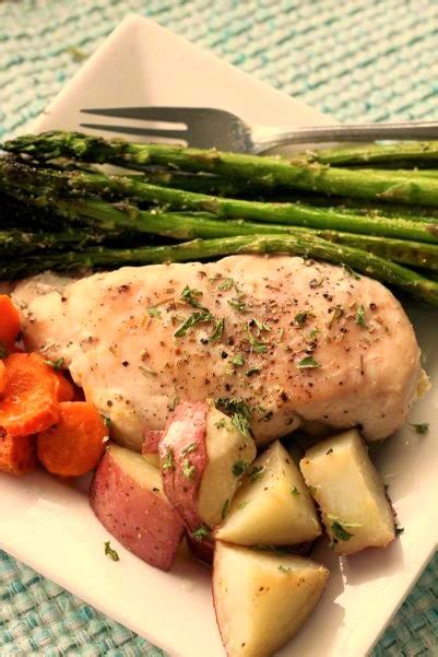 While the chicken is roasting, the potatoes in this dish are hard at work soaking up all those glorious juices. Sheet Pan Garlic Rosemary Chicken and Veggies - My Recipe ...