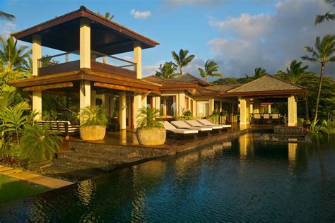 Tour A Tropical Waterfront Estate In Kilauea Hawaii S