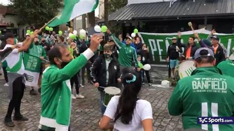 Banfield vs velez sarsfield live stream. Banfield vs. Lanús: los hinchas le pusieron color a la ...