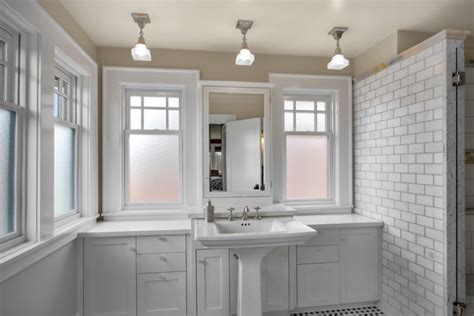 20 Beautiful Bathroom Designs With Pedestal Sinks