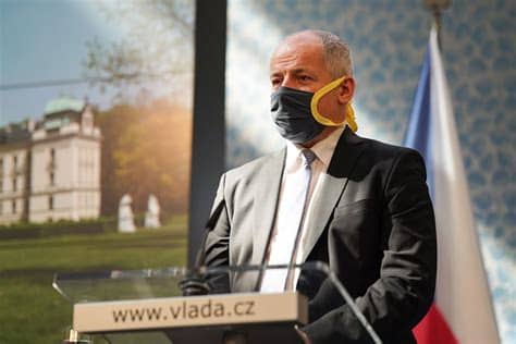 Stav nouze na jaře 2020 podnítil vznik nových útoků (rozesílání zavirovaných dokumentů apod.). Nouzový stav má být vyhlášen od pondělí, prozradil dnes ...