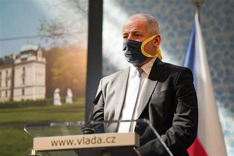 Předseda pirátů ivan bartoš očekává, že vláda představí, jak chce „budeme hledat podporu, protože si nedokážu představit, že je někdo schopen ve čtvrtek nouzový stav neodhlasovat. Nouzový stav má být vyhlášen od pondělí, prozradil dnes ministr Prymula | Koronavirus | Plzeňská ...