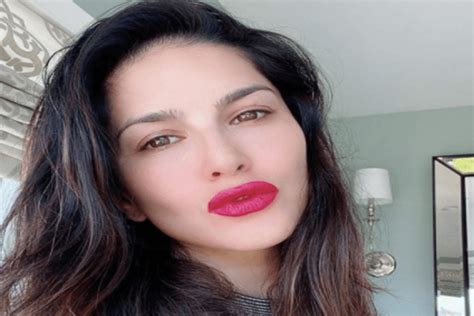 Divyanka tripathi's new project 'cold lassi aur chicken masala', which recently started streaming on alt balaji, is a romantic comedy about two chefs whose. 'People will forever be scarred by Coronavirus': Sunny ...