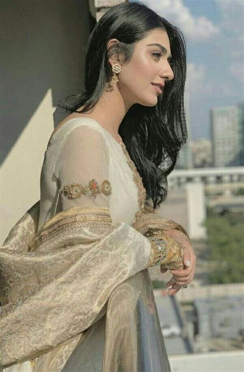 Pin By Noor Noor On Pakistani Actress Girl Poses Prettiest Actresses