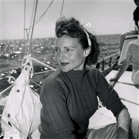 A Young Betty White In The Perfect Seaside Look Photo Huffpost Life