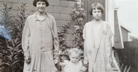 Eileen gu 5 днів тому. Olive Tree Genealogy Blog: A 90th Birthday Party Family Reunion