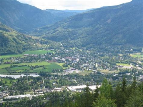 Read hotel reviews and choose the best hotel deal for your stay. GCJREJ View of Nesbyen 1 (Trytetjern) (Traditional Cache) in Buskerud, Norway created by ...