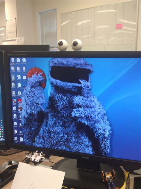 The sweetest running game ever. Cookie Monster Desktop Background