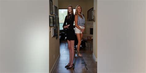 Texas Girl 17 Breaks Guinness Record For Worlds Longest Legs