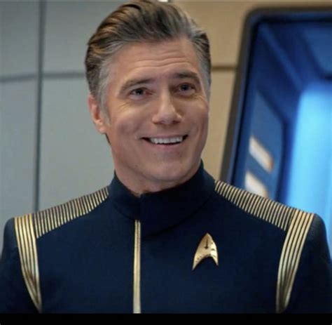 Pin By Louise Hornick On Anson Mount Star Trek Discovery Captain