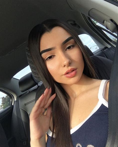 you know them car selfies are the best 💅🏼 car selfies paloma girl s