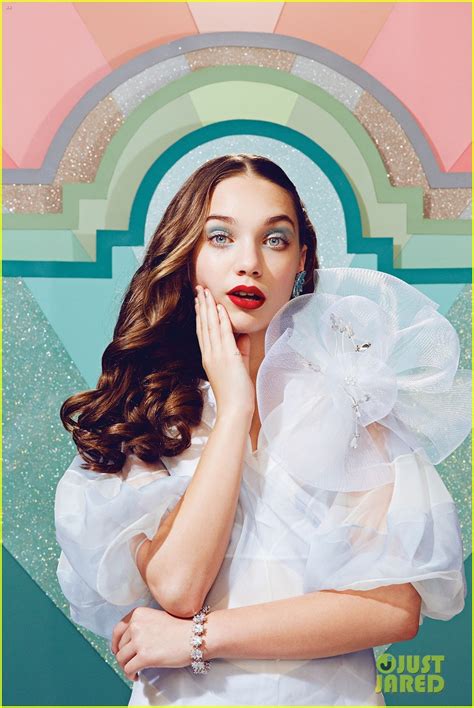 Maddie Ziegler Loves Experimenting With Makeup Photo 955247 Photo