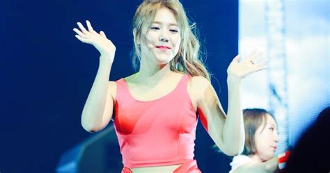 Kpop Netizens Claim That This Idol S Beauty Is Underrated Kpop