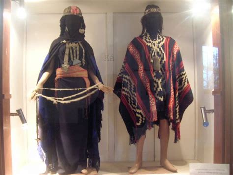 Pueblos Indigenas En Tiempos De La Colonia Vestimenta Mapuche