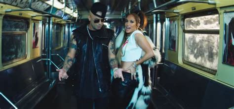 Jennifer Lopez Debuta ‘amor Amor Amor Un Videoclip Que Sigue La Línea De ‘jenny From The