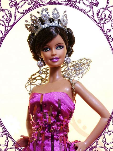 Reyna Elena 3 En 2020 Barbie Tiaras Y Coronas