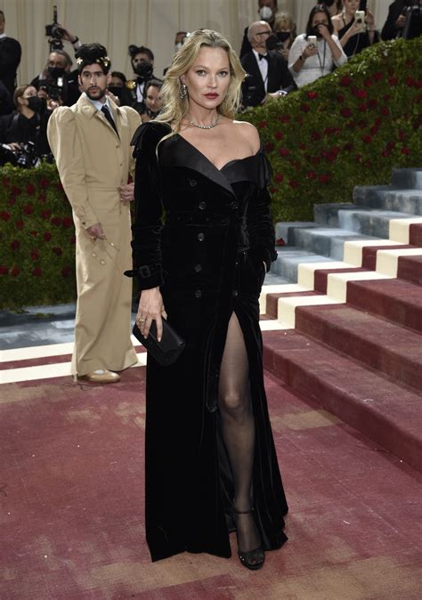 Kate Moss Met Gala Todos Los Looks De La Alfombra Roja