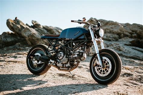 Spectacular ducati monster cafe racer via @ducatigram #ducati #ducatimonster #caferacergram #caferacer #caferacersofinstagram #moto #bike side project: La belle Ducati Monster Café Racer de Satora Design ...