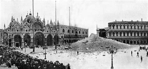 1902 Collapse Of St Mark Campanile Venice Venice Architecture Photography Most Beautiful