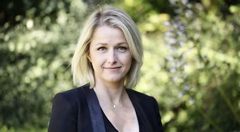 Politique | menus sans viande dans les cantines lyonnaises : Barbara Pompili nommée ministre de la Transition ...