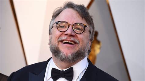 Director Guillermo Del Toro Calls Out Air Canada Over Baggage Mixup